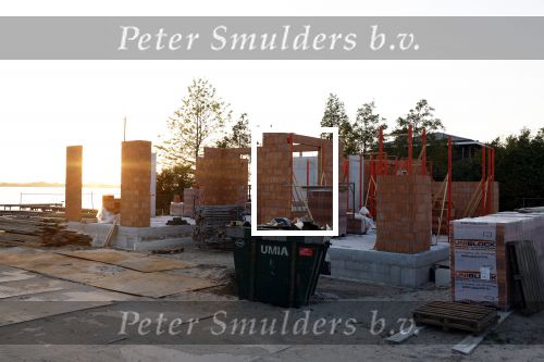 Breukeleveen 14 mei 2022
Ze zijn eindelijk begonnen met de bouw van de nieuwe villa / huis van Prinses Mabel aan de Loosdrechtse plassen.