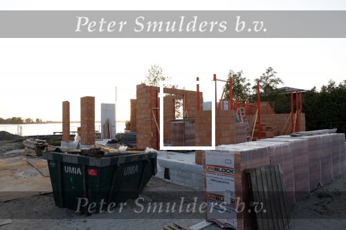 Breukeleveen 14 mei 2022
Ze zijn eindelijk begonnen met de bouw van de nieuwe villa / huis van Prinses Mabel aan de Loosdrechtse plassen.
