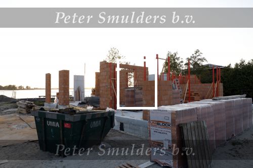 Breukeleveen 14 mei 2022
Ze zijn eindelijk begonnen met de bouw van de nieuwe villa / huis van Prinses Mabel aan de Loosdrechtse plassen.