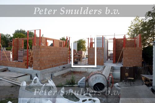 Breukeleveen 14 mei 2022
Ze zijn eindelijk begonnen met de bouw van de nieuwe villa / huis van Prinses Mabel aan de Loosdrechtse plassen.