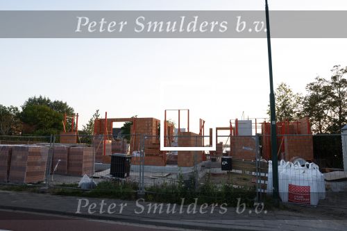 Breukeleveen 14 mei 2022
Ze zijn eindelijk begonnen met de bouw van de nieuwe villa / huis van Prinses Mabel aan de Loosdrechtse plassen.