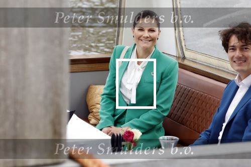 Amsterdam 7 juni 2022
Prinses Victoria van Zweden op bezoek in Amsterdam . Ze maakt een boot tocht over de grachten.