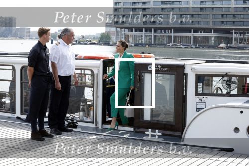 Amsterdam 7 juni 2022
Prinses Victoria van Zweden op bezoek in Amsterdam . Ze maakt een boot tocht over de grachten.