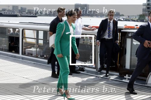 Amsterdam 7 juni 2022
Prinses Victoria van Zweden op bezoek in Amsterdam . Ze maakt een boot tocht over de grachten.