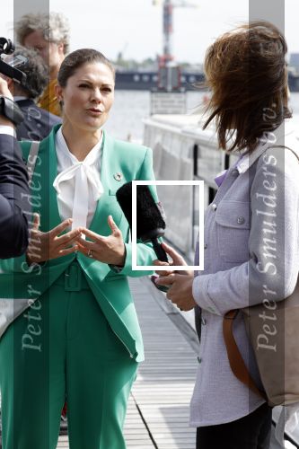 Amsterdam 7 juni 2022
Prinses Victoria van Zweden op bezoek in Amsterdam . Ze maakt een boot tocht over de grachten.