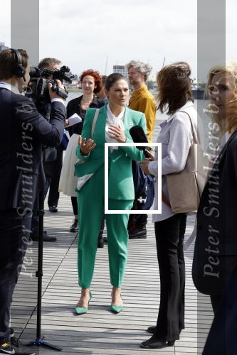 Amsterdam 7 juni 2022
Prinses Victoria van Zweden op bezoek in Amsterdam . Ze maakt een boot tocht over de grachten.