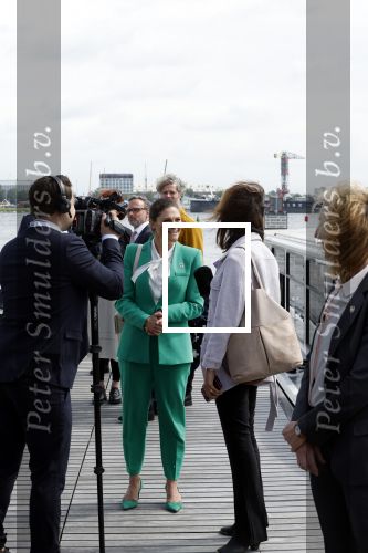 Amsterdam 7 juni 2022
Prinses Victoria van Zweden op bezoek in Amsterdam . Ze maakt een boot tocht over de grachten.