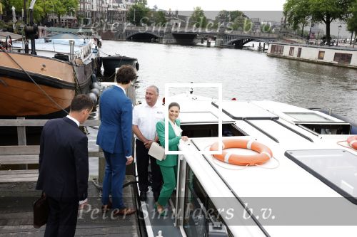 Amsterdam 7 juni 2022
Prinses Victoria van Zweden op bezoek in Amsterdam . Ze maakt een boot tocht over de grachten.