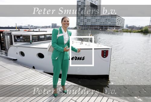 Amsterdam 7 juni 2022
Prinses Victoria van Zweden op bezoek in Amsterdam . Ze maakt een boot tocht over de grachten.