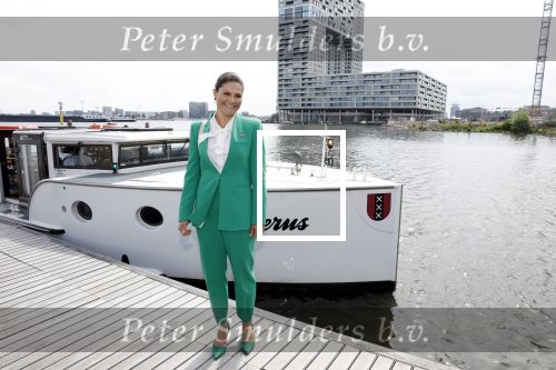 Amsterdam 7 juni 2022
Prinses Victoria van Zweden op bezoek in Amsterdam . Ze maakt een boot tocht over de grachten.