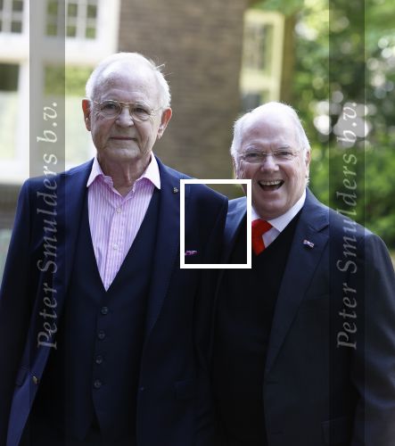 Laren 2 juni 2022
Begrafenis / dienst van Willibrord Frequin in de Sint Jansbasiliek in Laren . Ronnie Tober en Jan Jochems