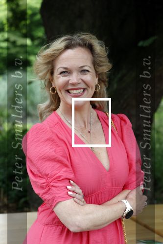 Amsterdam 25 mei 2022
Boekpresentatie Elle v Rijn Marion Pauw   Roos Schlikker en Femmetje de Wind .
