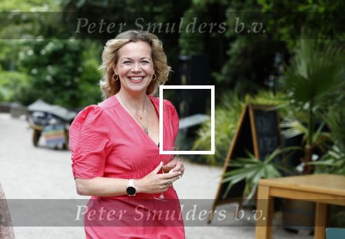 Amsterdam 25 mei 2022
Boekpresentatie Elle v Rijn Marion Pauw   Roos Schlikker en Femmetje de Wind .