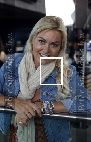 Hilversum 19 mei 2022
Radio prijzen voor de digitale radio stations bij beeld en geluid. Sophia de Boer met man