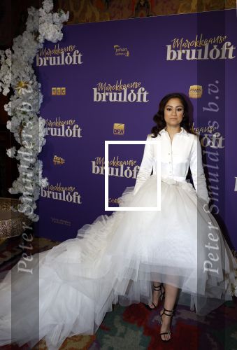 Amsterdam 30 mei 2022
Premiere Marokkaanse bruiloft in Tuschinski met oa als castleden Soumaya Ahouaoui Walid Benmbarek Pip Pellens Liza Sips en Nabil Aouled Ayad in tuschinski. Soumaya Ahouaoui kwam met haar moeder en familie