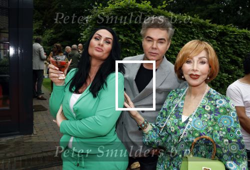 Huizen 25 mei 2022
Feestje ivm de nieuwe TLC serie van Louisa en Rowan op z\'n Gooisch. Louisa Janssen en haar man Rowan .Teun Fohn en Marijke Helwegen