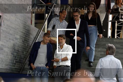 Hilversum 19 mei 2022
Radio prijzen voor de digitale radio stations bij beeld en geluid. Toine v peperstraten