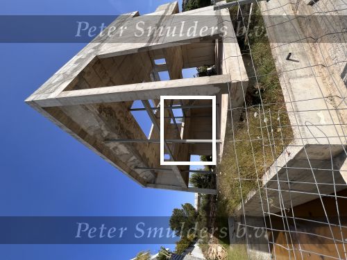 Ibiza, 22 mei 2022
Het woonhuis wat Wesley Sneijder aan het bouwen was en niet is afgebouwd stond al enkele jaren te koop.
Onlangs is dit pand verkocht