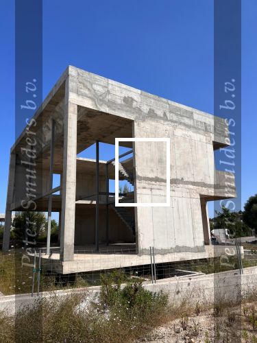 Ibiza, 22 mei 2022
Het woonhuis wat Wesley Sneijder aan het bouwen was en niet is afgebouwd stond al enkele jaren te koop.
Onlangs is dit pand verkocht