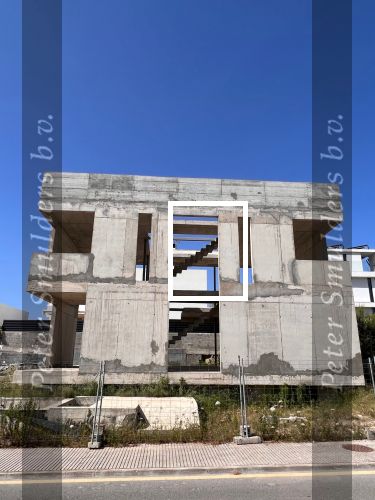 Ibiza, 22 mei 2022
Het woonhuis wat Wesley Sneijder aan het bouwen was en niet is afgebouwd stond al enkele jaren te koop.
Onlangs is dit pand verkocht