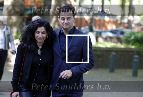 Laren 2 juni 2022
Begrafenis / dienst van Willibrord Frequin in de Sint Jansbasiliek in Laren . Wilfred Genee met zijn vrouw