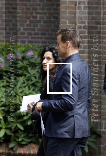 Laren 2 juni 2022
Begrafenis / dienst van Willibrord Frequin in de Sint Jansbasiliek in Laren . Wilfred Genee met zijn vrouw