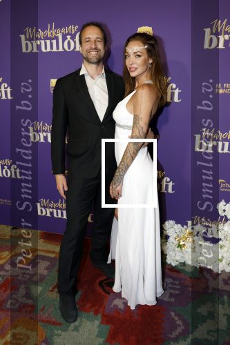 Amsterdam 30 mei 2022
Premiere Marokkaanse bruiloft in Tuschinski met oa als castleden Samouya Ahouaoui Walid Benmbarek Pip Pellens Liza Sips en Nabil Aouled Ayad in tuschinski. Willem Engel en zijn vriendin Dorien Rose