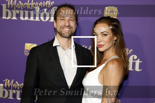Amsterdam 30 mei 2022
Premiere Marokkaanse bruiloft in Tuschinski met oa als castleden Samouya Ahouaoui Walid Benmbarek Pip Pellens Liza Sips en Nabil Aouled Ayad in tuschinski. Willem Engel en zijn vriendin Dorien Rose