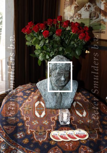 Laren 2 juni 2022
Begrafenis / dienst van Willibrord Frequin in de Sint Jansbasiliek in Laren . Ze reden nog eenmaal voorbij Moeke Spijstra