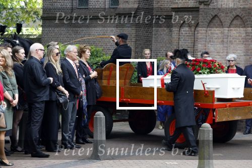 Laren 2 juni 2022
Begrafenis / dienst van Willibrord Frequin in de Sint Jansbasiliek in Laren .