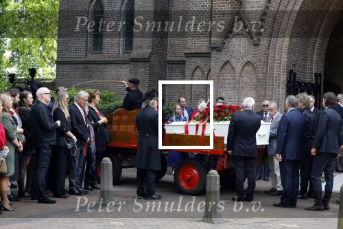 Laren 2 juni 2022
Begrafenis / dienst van Willibrord Frequin in de Sint Jansbasiliek in Laren .