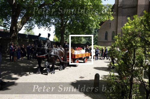 Laren 2 juni 2022
Begrafenis / dienst van Willibrord Frequin in de Sint Jansbasiliek in Laren .