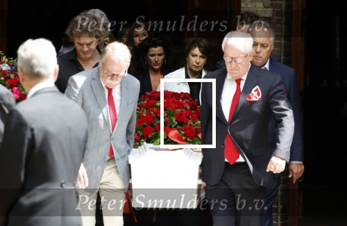 Laren 2 juni 2022
Begrafenis / dienst van Willibrord Frequin in de Sint Jansbasiliek in Laren . Gesina Rebecca Barbara Louis en  Merel Frequin waren met aanhang aanwezig