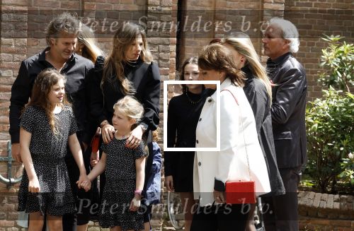 Laren 2 juni 2022
Begrafenis / dienst van Willibrord Frequin in de Sint Jansbasiliek in Laren . Gesina Rebecca Barbara Louis en  Merel Frequin waren met aanhang aanwezig