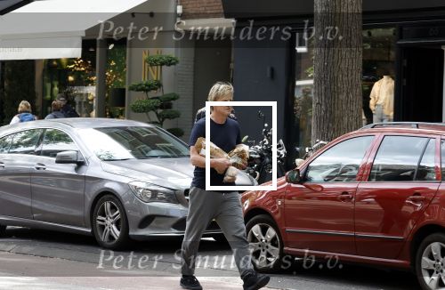 Amsterdam 17 mei 2022
Wim Kieft doet boodschappen in Amsterdam zuid.
