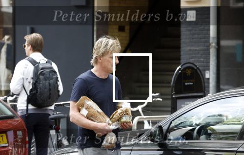 Amsterdam 17 mei 2022
Wim Kieft doet boodschappen in Amsterdam zuid.