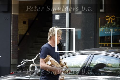 Amsterdam 17 mei 2022
Wim Kieft doet boodschappen in Amsterdam zuid.