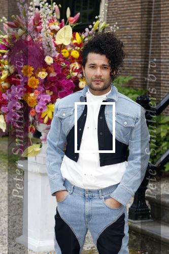 Amsterdam 18 mei 2023
Presentatie netflix serie  Queen CHarlotte met oa aanwezig India Amarteifio en Corey Mylchreest .
Serie is samenwerking met Vogue. Het feest is bij Huize Frankendaal. Alkan Coklu