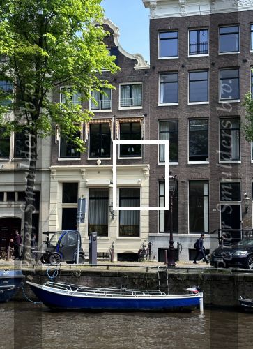 Amsterdam 21 mei 2023
Amsterdam vanaf de boot gezien.
Huis Andre v Duin