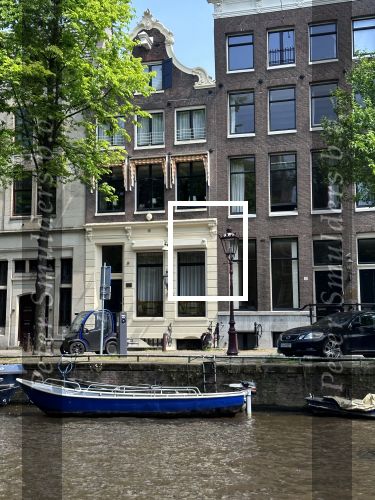 Amsterdam 21 mei 2023
Amsterdam vanaf de boot gezien.
Huis Andre v Duin