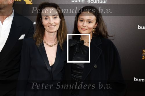 Amsterdam 22 mei 2023
Uitreiking Buma awards in Tuschinski Amsterdam.
Anna Knaup met dochter