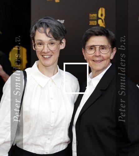 Amsterdam 22 mei 2023
Uitreiking Buma awards in Tuschinski Amsterdam.
Anne v Veen met partner Han Bosman