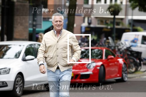 Amsterdam 30 mei 2023
Bram Moszkowicz doet boodschappen in Amsterdam zuid.