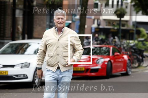 Amsterdam 30 mei 2023
Bram Moszkowicz doet boodschappen in Amsterdam zuid.