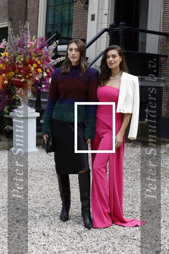 Amsterdam 18 mei 2023
Feest Netflix/ Vogue bij Huize Frankendael.
Chelsey Weimar met ...