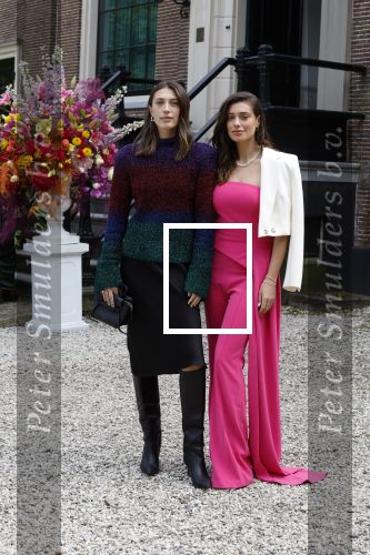 Amsterdam 18 mei 2023
Feest Netflix/ Vogue bij Huize Frankendael.
Chelsey Weimar met ...
