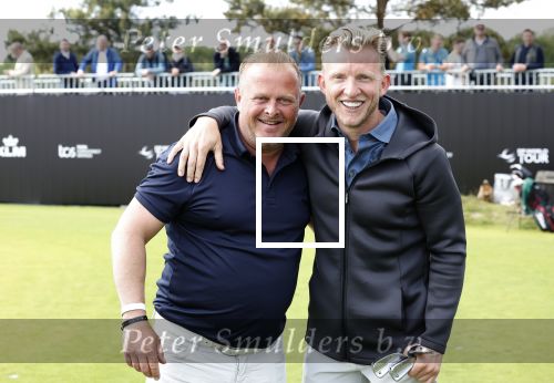 Cromvoirt 25 mei 2023
Dirk Kuyt deed vandaag mee met BEAT THE PRO op de KLM Open op golfbaan Bernardus. Ook zijn vriendin Kate Ruinemans was erbij.