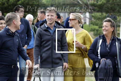 Cromvoirt 25 mei 2023
Dirk Kuyt deed vandaag mee met BEAT THE PRO op de KLM Open op golfbaan Bernardus. Ook zijn vriendin Kate Ruinemans was erbij.