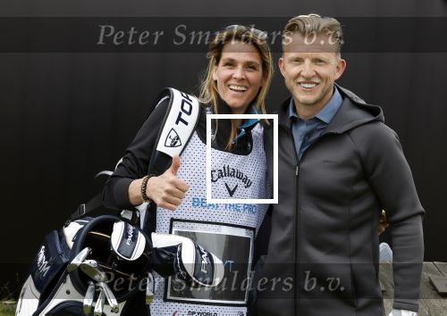 Cromvoirt 25 mei 2023
Dirk Kuyt deed vandaag mee met BEAT THE PRO op de KLM Open op golfbaan Bernardus. Ook zijn vriendin Kate Ruinemans was erbij. Dirk met zijn caddy