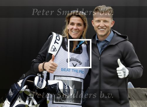 Cromvoirt 25 mei 2023
Dirk Kuyt deed vandaag mee met BEAT THE PRO op de KLM Open op golfbaan Bernardus. Ook zijn vriendin Kate Ruinemans was erbij. Dirk met zijn caddy